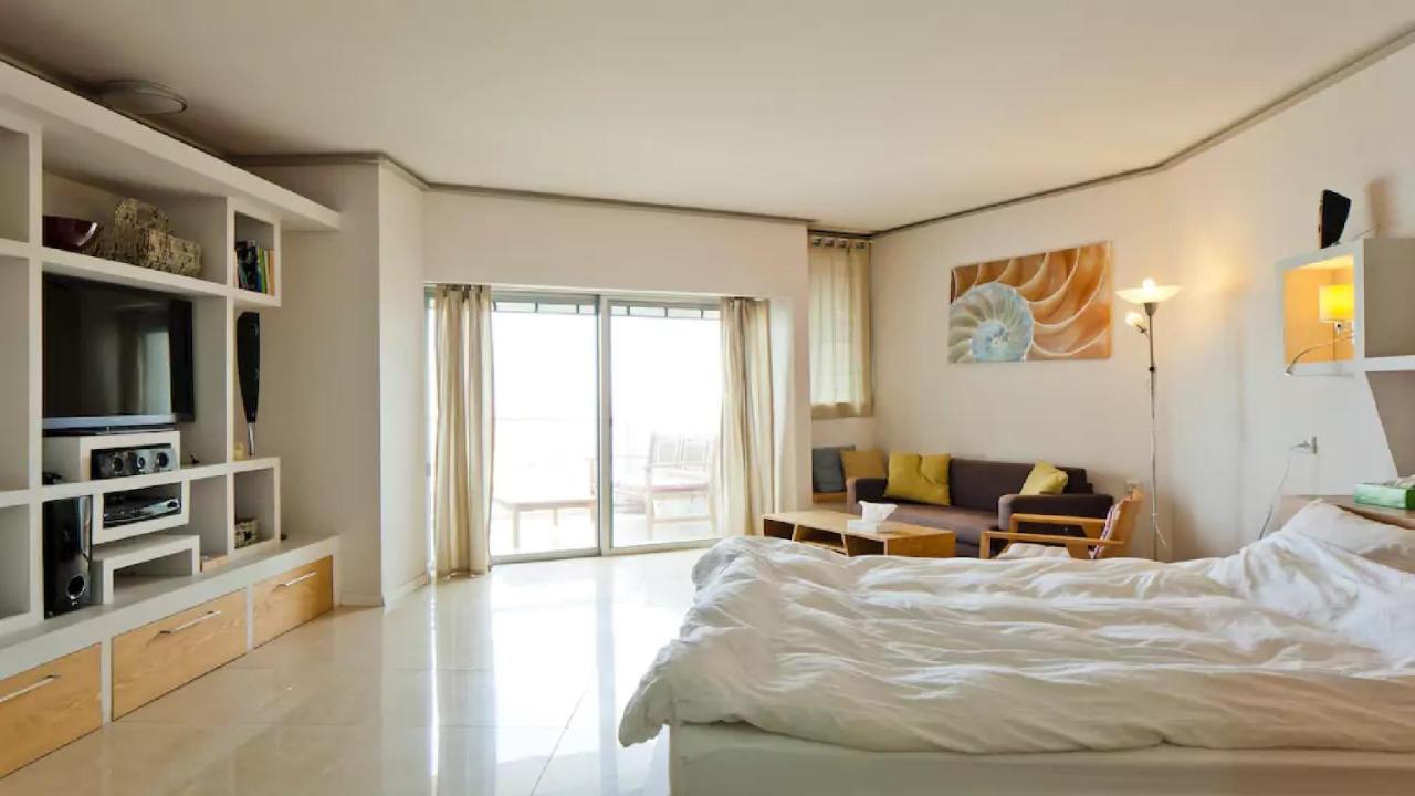 Luxury Sea View Apartment Herzelia Exterior foto